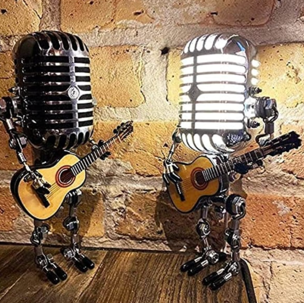Rockman - Robot Microphone Dazzling - US Artisanal LED Lamp